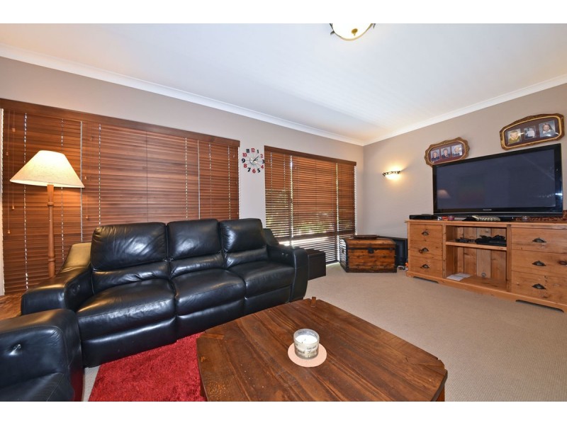 138 Rothesay Heights, Mindarie WA 6030