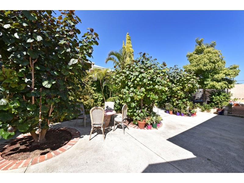 138 Rothesay Heights, Mindarie WA 6030