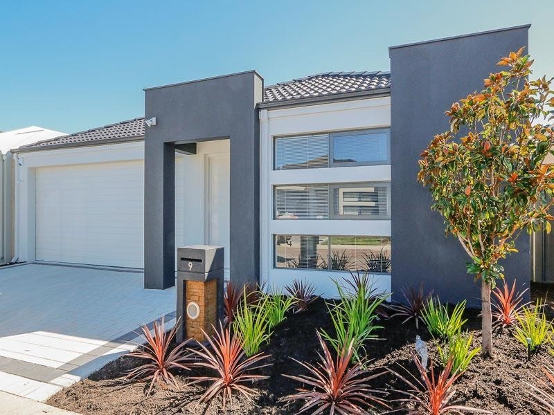9 Piara Court, Woodvale WA 6026