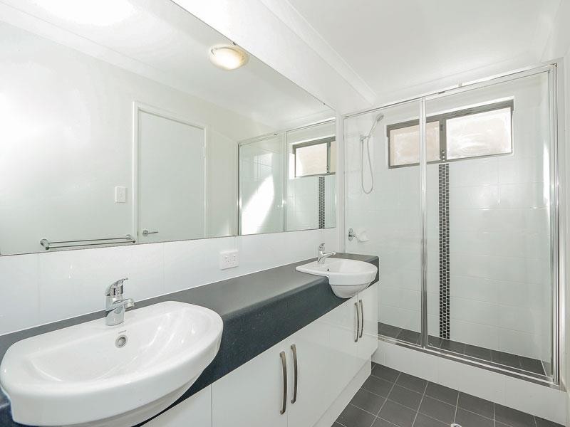 9 Piara Court, Woodvale WA 6026