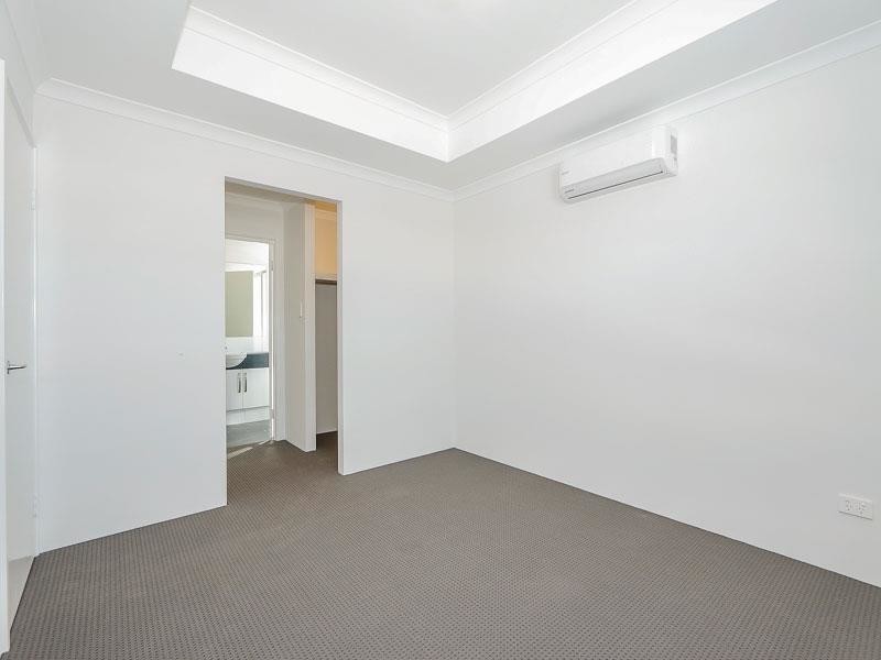 9 Piara Court, Woodvale WA 6026