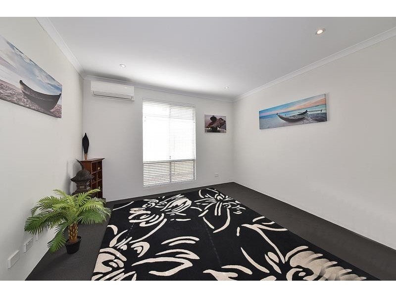 55 Leeway Loop, Alkimos WA 6038