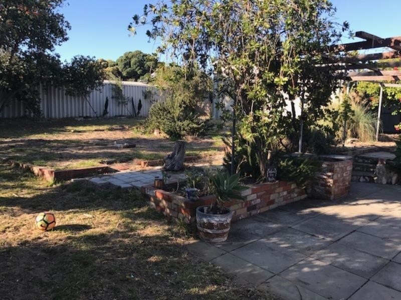 6 First Avenue, Burns Beach WA 6028