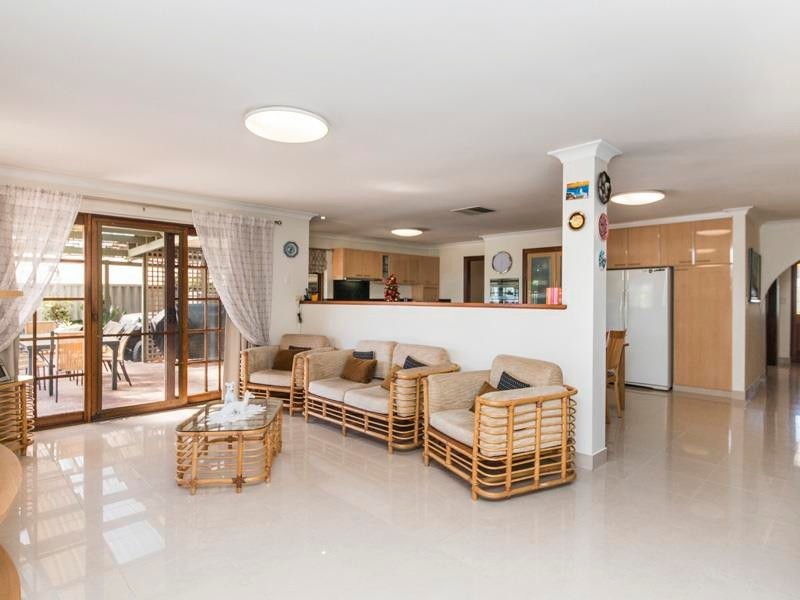 31 Herreshoff Ramble, Ocean Reef WA 6027