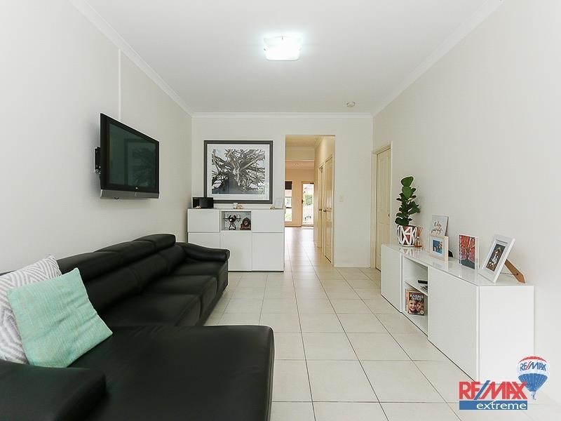 6 Durley Way, Butler WA 6036