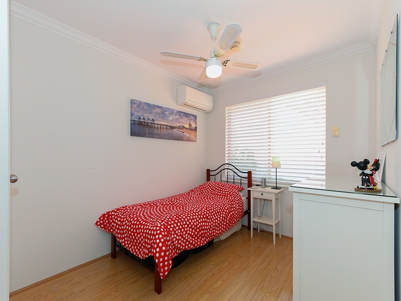 11 Lauder Place, Kinross WA 6028