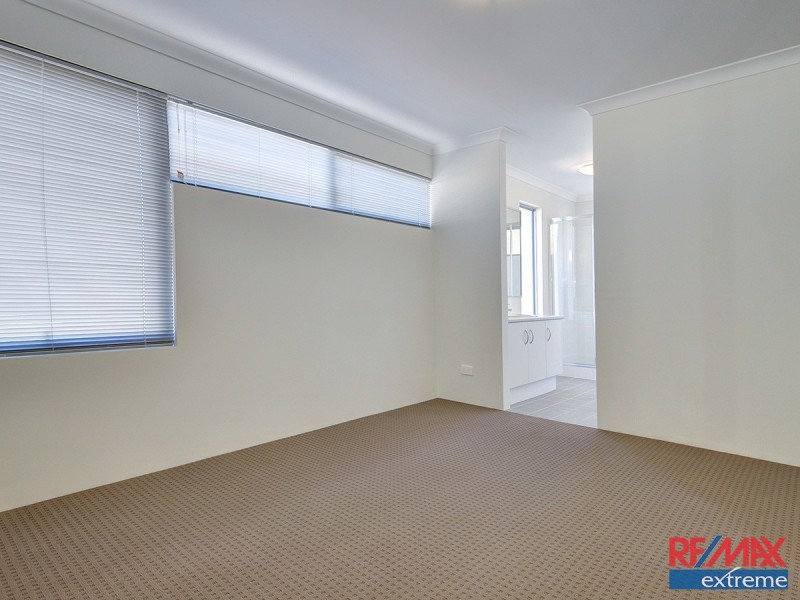 28 Scrubwren Circuit, Alkimos WA 6038