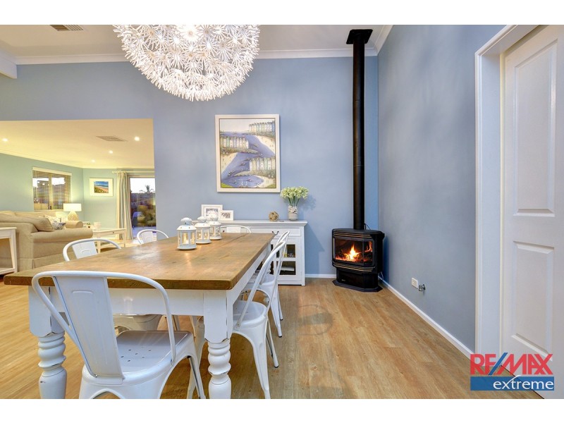 22 St. Sebastien Chase, Iluka WA 6028