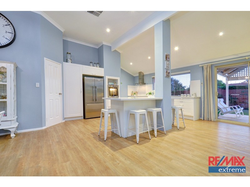22 St. Sebastien Chase, Iluka WA 6028