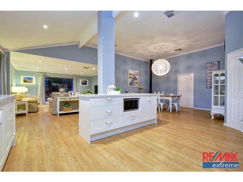 22 St. Sebastien Chase, Iluka WA 6028
