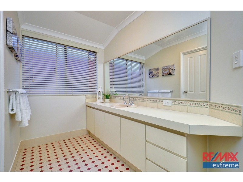 22 St. Sebastien Chase, Iluka WA 6028