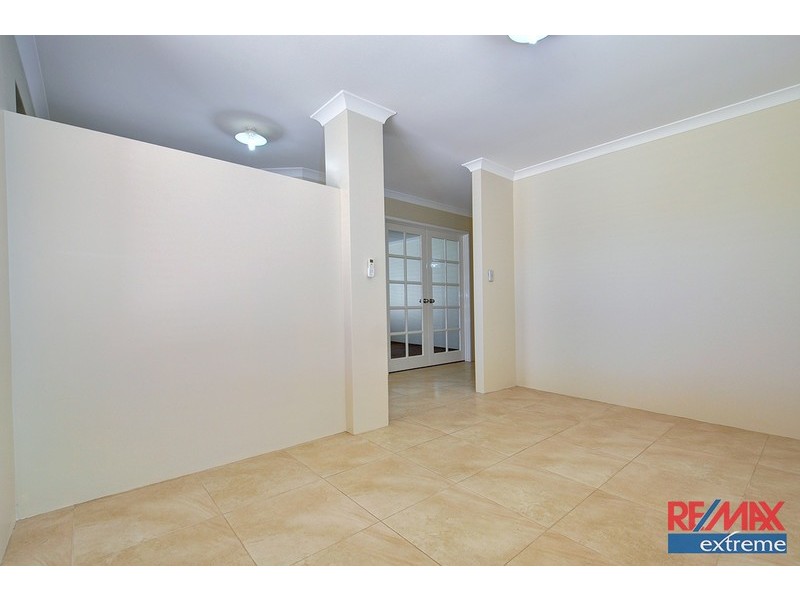 36 Kareela Meander, Tapping WA 6065