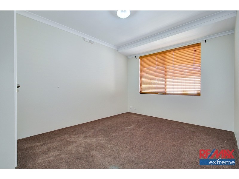 36 Kareela Meander, Tapping WA 6065