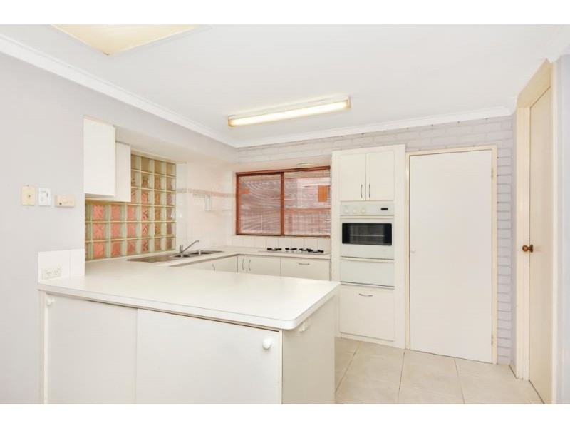 8 Phee Place, Greenwood WA 6024