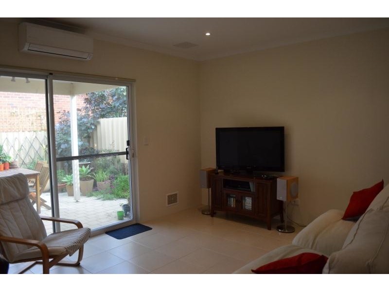 13A Myimbar Way, Nollamara WA 6061