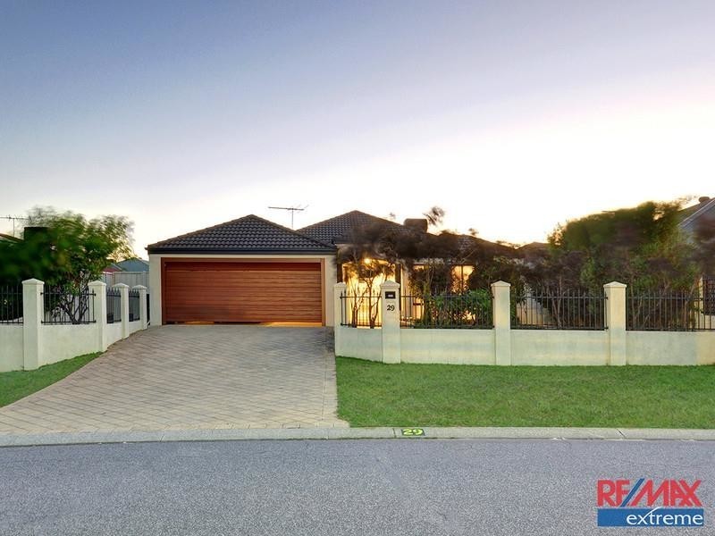 29 Voyage Road, Heathridge WA 6027