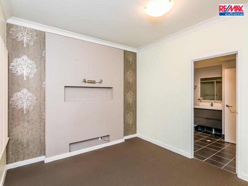 2/8 King George Street, Victoria Park WA 6100