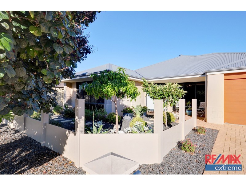 48 Yandella Promenade, Tapping WA 6065