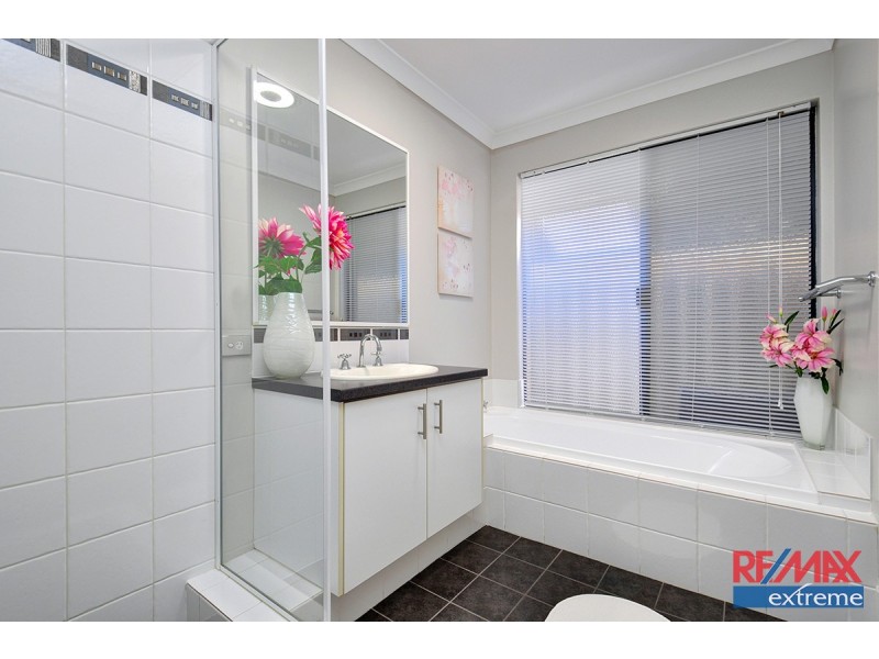 48 Yandella Promenade, Tapping WA 6065