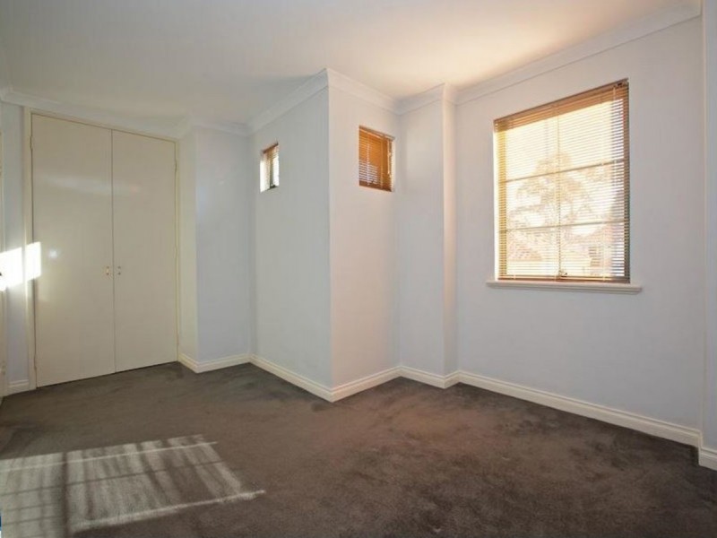 51 Long Island Pass, Connolly WA 6027