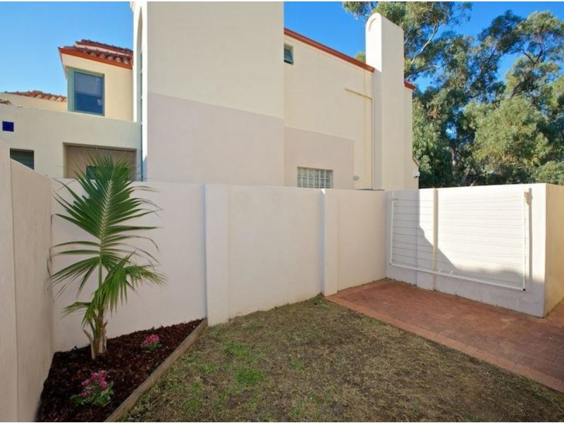 51 Long Island Pass, Connolly WA 6027