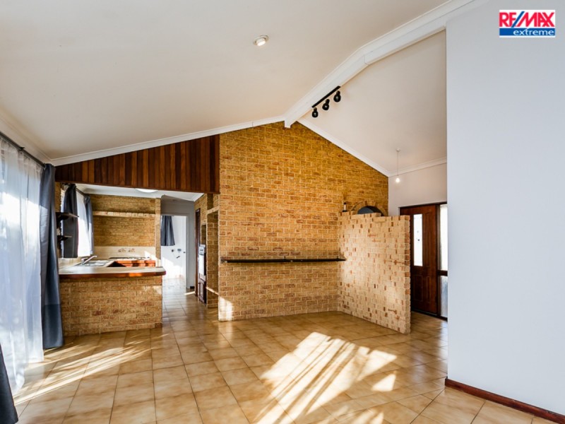 37 Manapouri Meander, Joondalup WA 6027