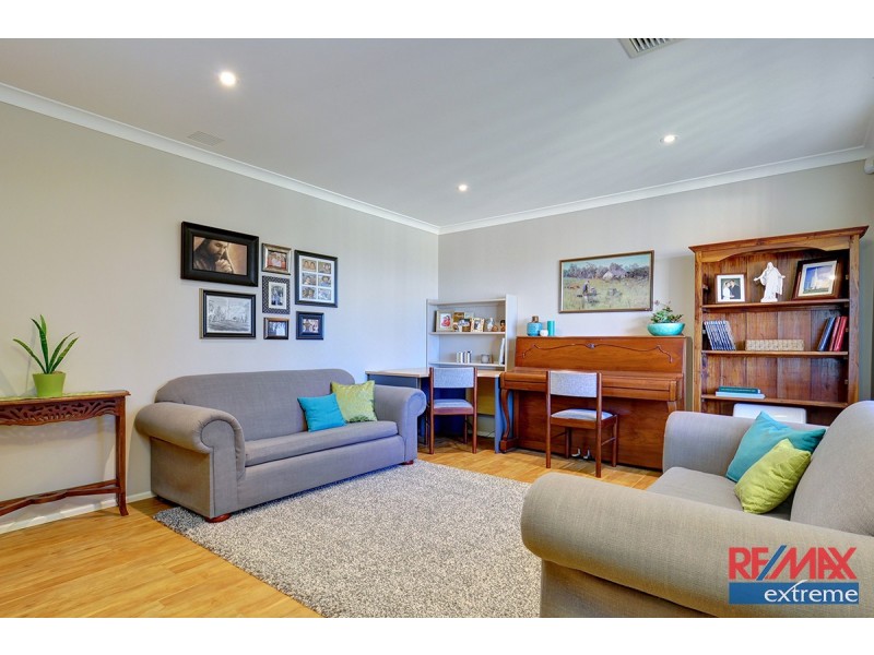 15 Mowbray Square, Clarkson WA 6030