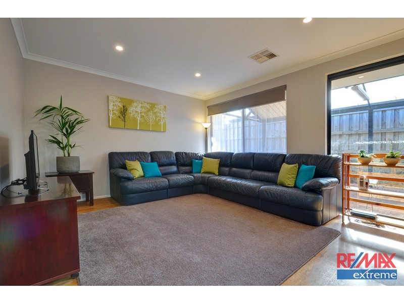 15 Mowbray Square, Clarkson WA 6030