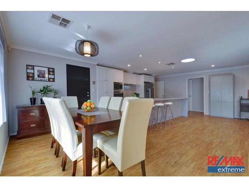 15 Mowbray Square, Clarkson WA 6030