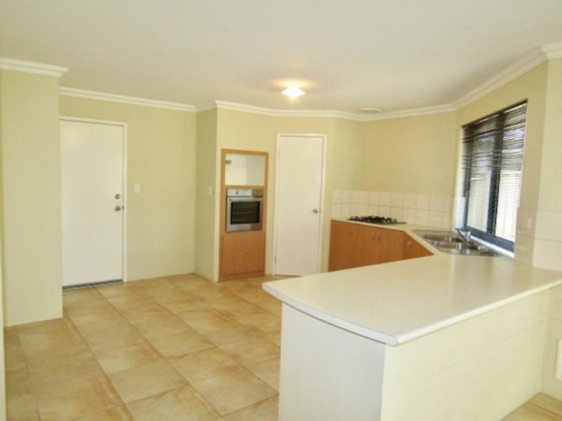 14 Impington Road, Butler WA 6036