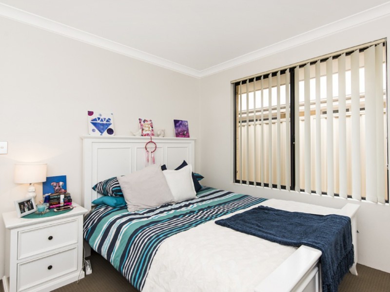 11 Nerium Way, Sinagra WA 6065