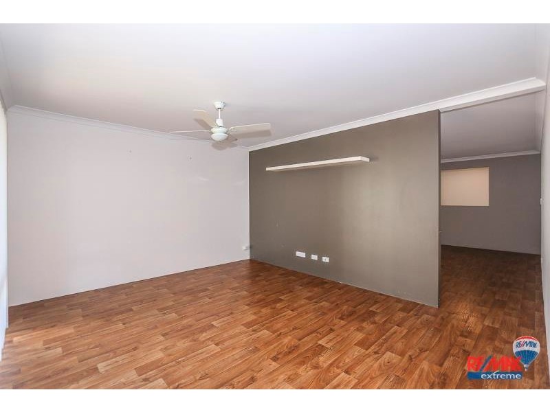 15 Cyandra Loop, Banksia Grove WA 6031