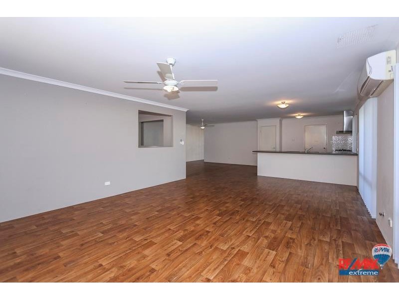 15 Cyandra Loop, Banksia Grove WA 6031