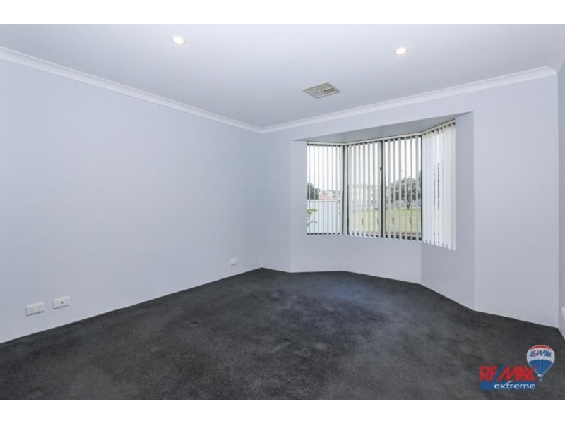 4 Doncaster Square, Currambine WA 6028