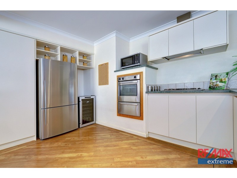 24 Adriatic Way, Currambine WA 6028