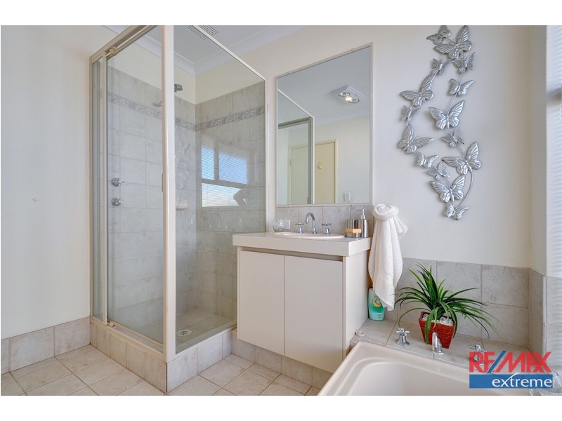 24 Adriatic Way, Currambine WA 6028
