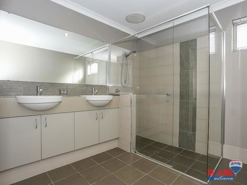 9 Bundegi Way, Two Rocks WA 6037