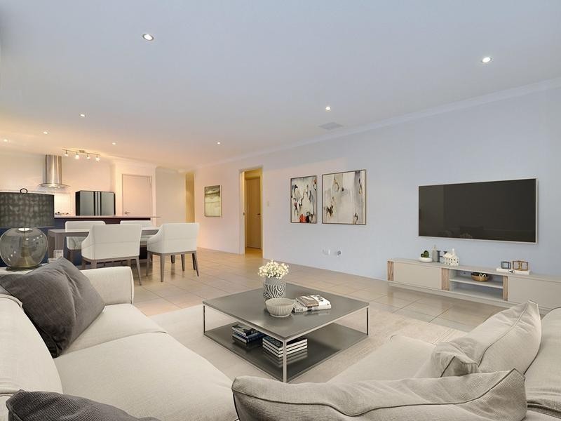 8 Boldwood Road, Banksia Grove WA 6031