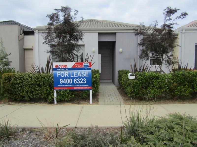 215 Camborne Parkway, Butler WA 6036