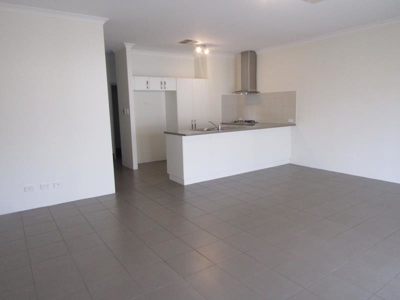215 Camborne Parkway, Butler WA 6036