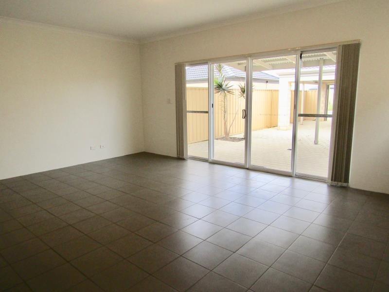 215 Camborne Parkway, Butler WA 6036