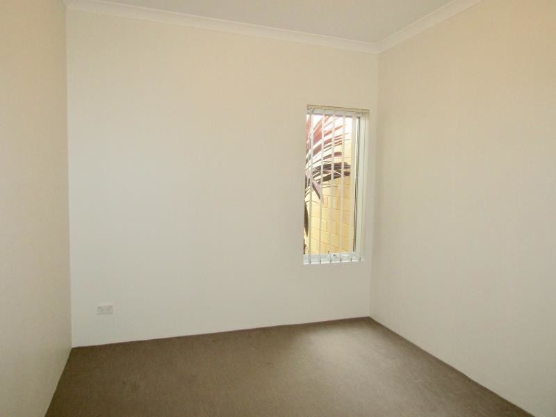 215 Camborne Parkway, Butler WA 6036