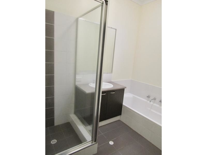 215 Camborne Parkway, Butler WA 6036