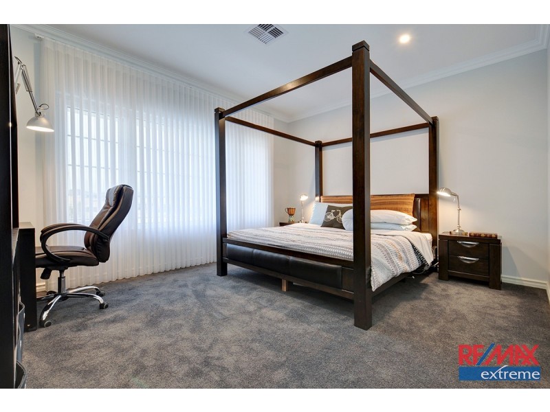 36 Blackpool Promenade, Iluka WA 6028