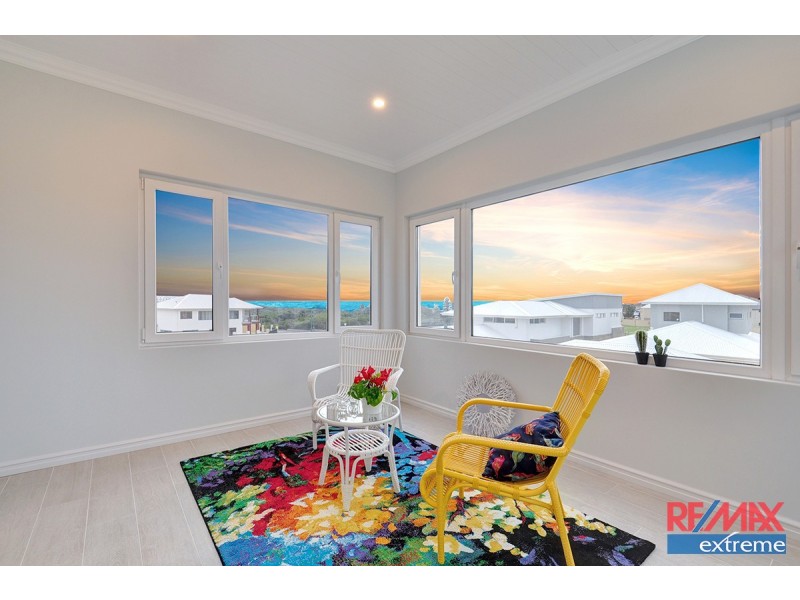 36 Blackpool Promenade, Iluka WA 6028