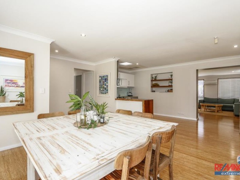 15 Siren Road, Heathridge WA 6027