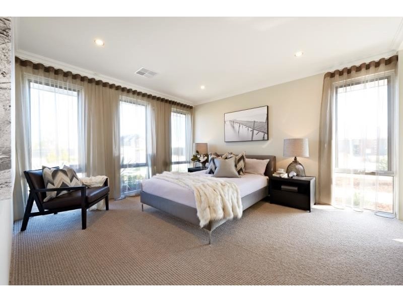 1 Charleston Road, Eglinton WA 6034