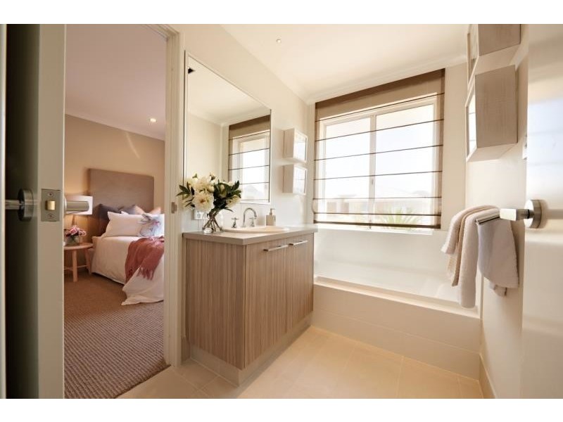 1 Charleston Road, Eglinton WA 6034