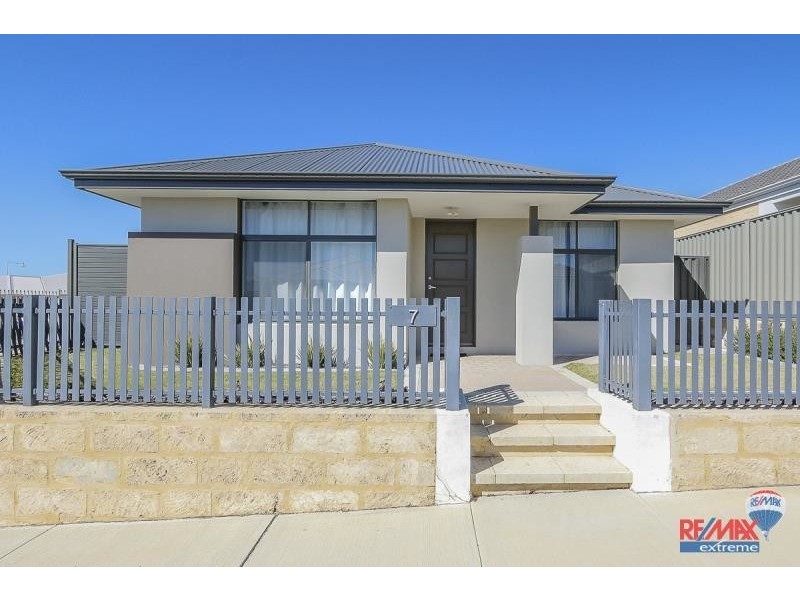 7 Chesham Rise, Alkimos WA 6038