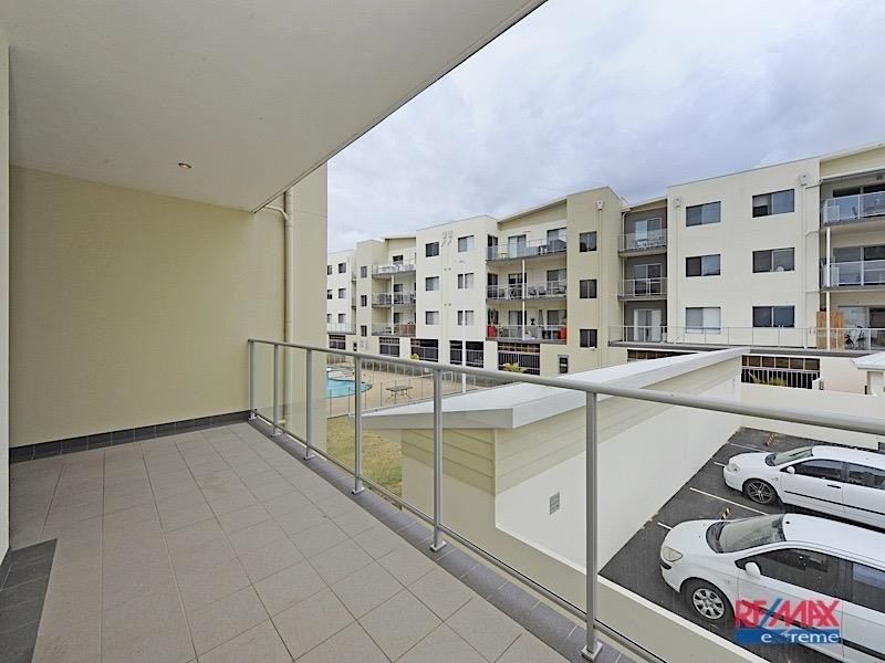 35/88 Lakeside Drive, Joondalup WA 6027